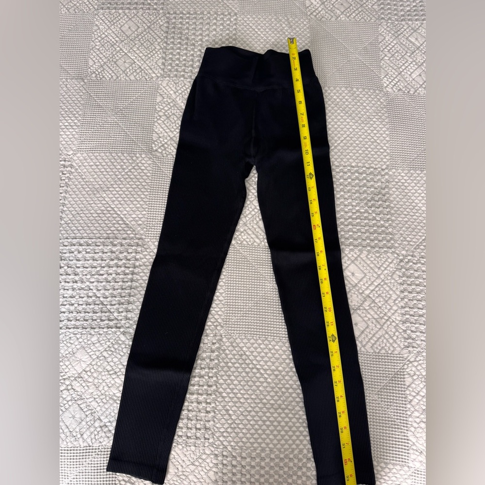 Women's Black Ribbed Leggings - Calvin Klein